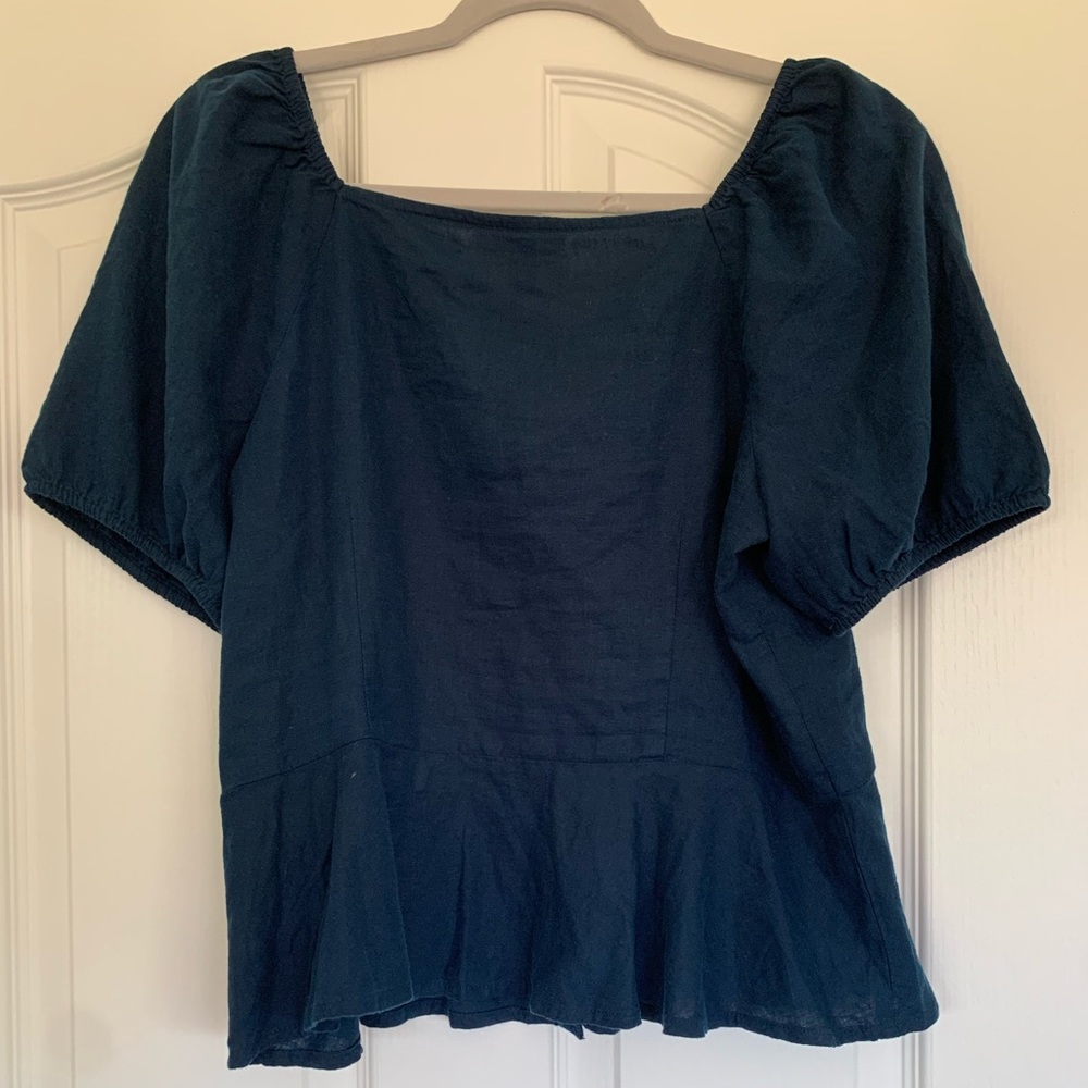 Button down top - Picture 2 of 3